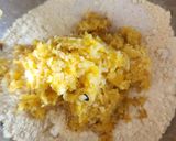 A picture of step 3 of Sweet corn roastie.