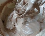 Foto langkah ke 4 dari resep Chocolate cake with coffee whipped cream.