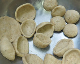 आलू की खस्ता कचौड़ी (aloo ki khasta kachori recipe in Hindi) रेसिपी चरण 7 फोटो