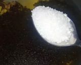 A picture of step 2 of Karak Masalah Chai.