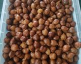 A picture of step 1 of Kala chana chaat.