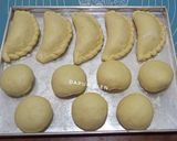 Foto langkah ke 9 dari resep Panada Isi Ayam.