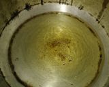 A picture of step 3 of Aloo baigun ka salan.