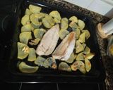 Foto del paso 7 de la receta: Merluza al horno con patatas