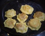 ক্ষীরের পদ্ম লুচির পায়েস(kheerer poddo luchir payesh recipe in Bengali) রেসিপির ধাপ 2 ছবি