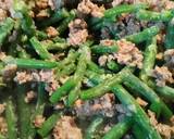 Spiced Pork and Green Beans recipe step 5 photo