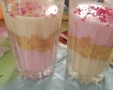 A picture of step 5 of Sweet 💕 Glass of Custard.