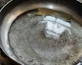 A picture of step 2 of Thai green rice.