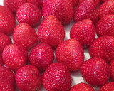 Foto del paso 1 de la receta: Crema de fresas de Huelva con nata 🍓 sin azúcar 🇪🇸