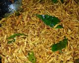 Hình bước làm 5 của món Khô gà 🐔 lá chanh 🍋