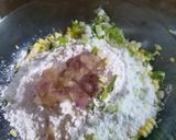 Foto langkah ke 3 dari resep Bakwan jagung simple renyah dan enak.