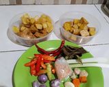 Foto langkah ke 1 dari resep Lodeh Tahu Tempe Pedas.