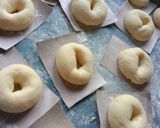 Foto langkah ke 5 dari resep Donat Tanpa Ulen.