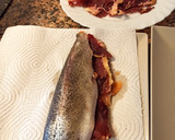 Foto del paso 1 de la receta: Trucha asalmonada rellena de jamón en Airfryer