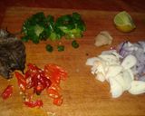 Foto langkah ke 2 dari resep Cumi Asam Pedas.