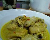 Gambar langkah 3 resipi Ayam masak lemak cili padi.