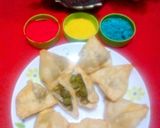 A picture of step 11 of Pea Samosas.