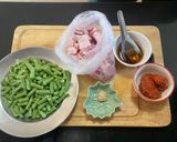 รูปขั้นตอนการทำที่ 1 ของ หมูสามชั้นผัดพริกถั่ว