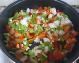 Foto del paso 2 de la receta: Merluza con pisto