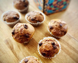 Foto del paso 3 de la receta: Magdalenas de plátano y chocolate (en Thermomix y airfryer)