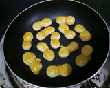 Foto langkah ke 4 dari resep Kue kacang teflon.