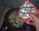 Foto langkah ke 4 dari resep Timun Kuah Khas Bangka Mirip Sop Plus Chikuwa Biar Agak Jepang Super Simpel Satset.