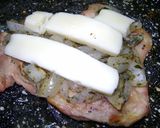 Foto del paso 6 de la receta: Pechugas de pollo y patas deshuesadas a la pizza