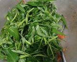 Foto langkah ke 4 dari resep Tumis Kangkung.
