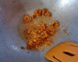 Foto langkah ke 2 dari resep Sambal Goreng Udang Kentang.