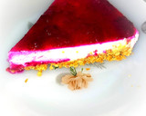 Foto del paso 6 de la receta: Tarta de queso fácil con mermelada de pitahaya y fresas👌😋🤤