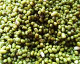 Gambar langkah 1 resipi Filipino Sweet Ginataang Munggo.