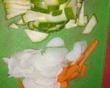 Foto del paso 1 de la receta: Ensalada improvisada para el baby!