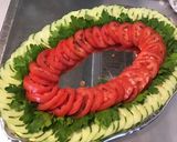Une image de l'étape 9 de Salade de concombre aux tomates,céleri branche et radis ronds.