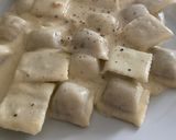 Foto del paso 5 de la receta: Ravioles con Salsa Alfredo