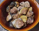 A picture of step 1 of Clam with Patola.