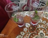 A picture of step 1 of Lemon rose mojito.