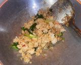 Foto langkah ke 3 dari resep Nasi Goreng Kencur.