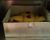 Foto langkah ke 4 dari resep Roti keju cokelat super empuk request suami.