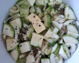 Foto del paso 2 de la receta: Crema de calabacín albino con hinojo y virutas de queso de cabra
