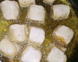 A picture of step 4 of Potato samosa roll.