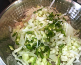 Foto del paso 3 de la receta: Tostadas de Manitas de Cerdo deshuesada al estilo Sonorense