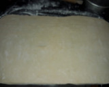 Foto del paso 4 de la receta: Rosca de dulce de membrillo!!