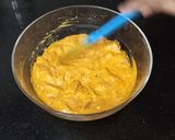 A picture of step 3 of Chicken shawarma pockets.