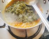 A picture of step 4 of Sarson ka saag.