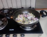 A picture of step 4 of Restaurant Style Methi Matar Malai (whitegravy+matar).