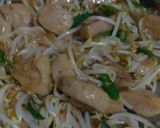 Foto langkah ke 4 dari resep Tumis Toge Bakso.