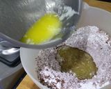 A picture of step 12 of Chocolate birthday cake.