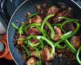 A picture of step 6 of Honey & Onion Fried Chicked.