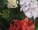 A picture of step 1 of Methi matar.