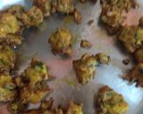 गोभी के पकौड़े(Gobhi ke pakoda recipe in Hindi) रेसिपी चरण 3 फोटो